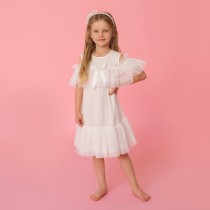 Dievčenské spoločenské šaty s veľkým volánom biele DAGA